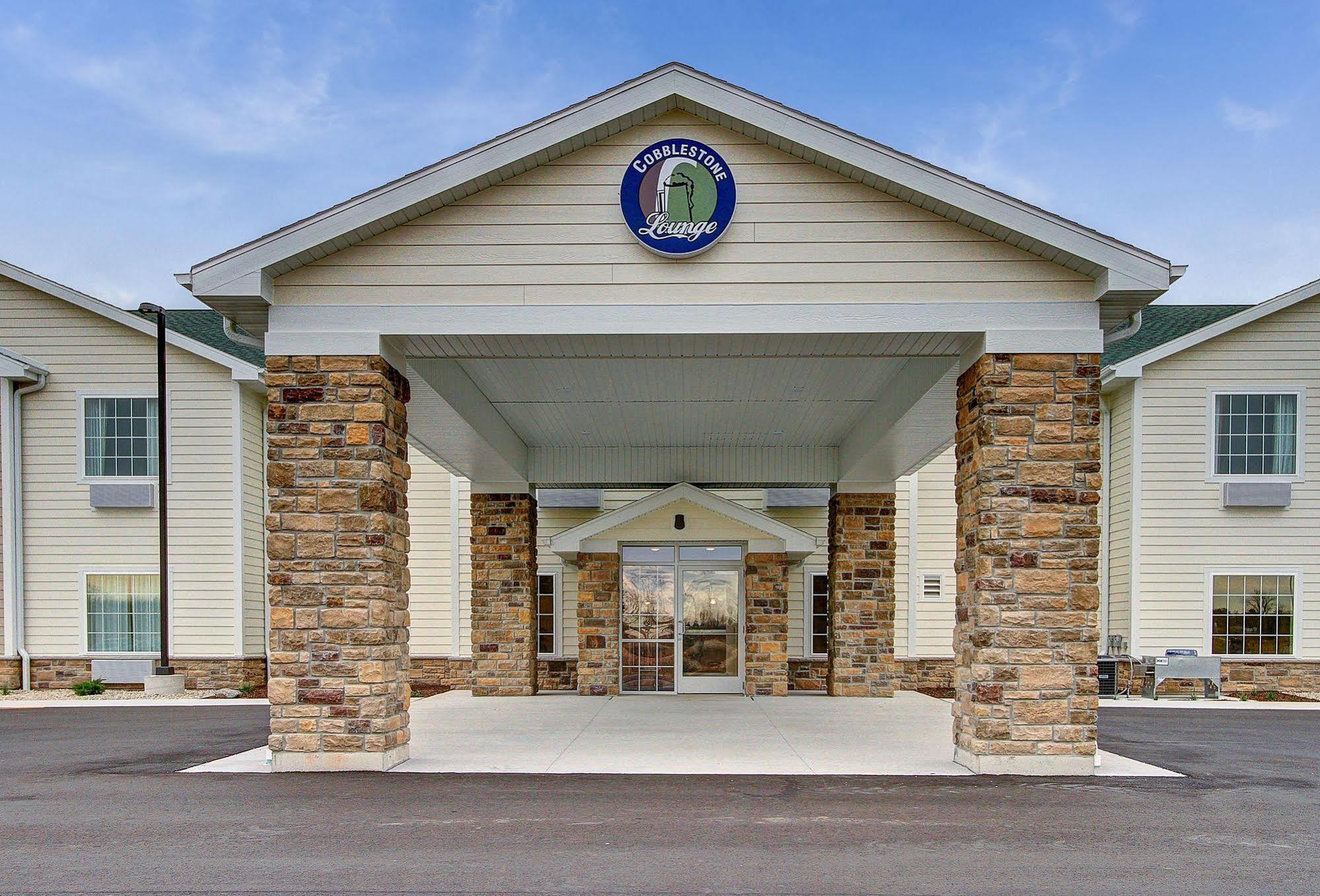 Cobblestone Hotel & Suites Pulaski/Green Bay المظهر الخارجي الصورة