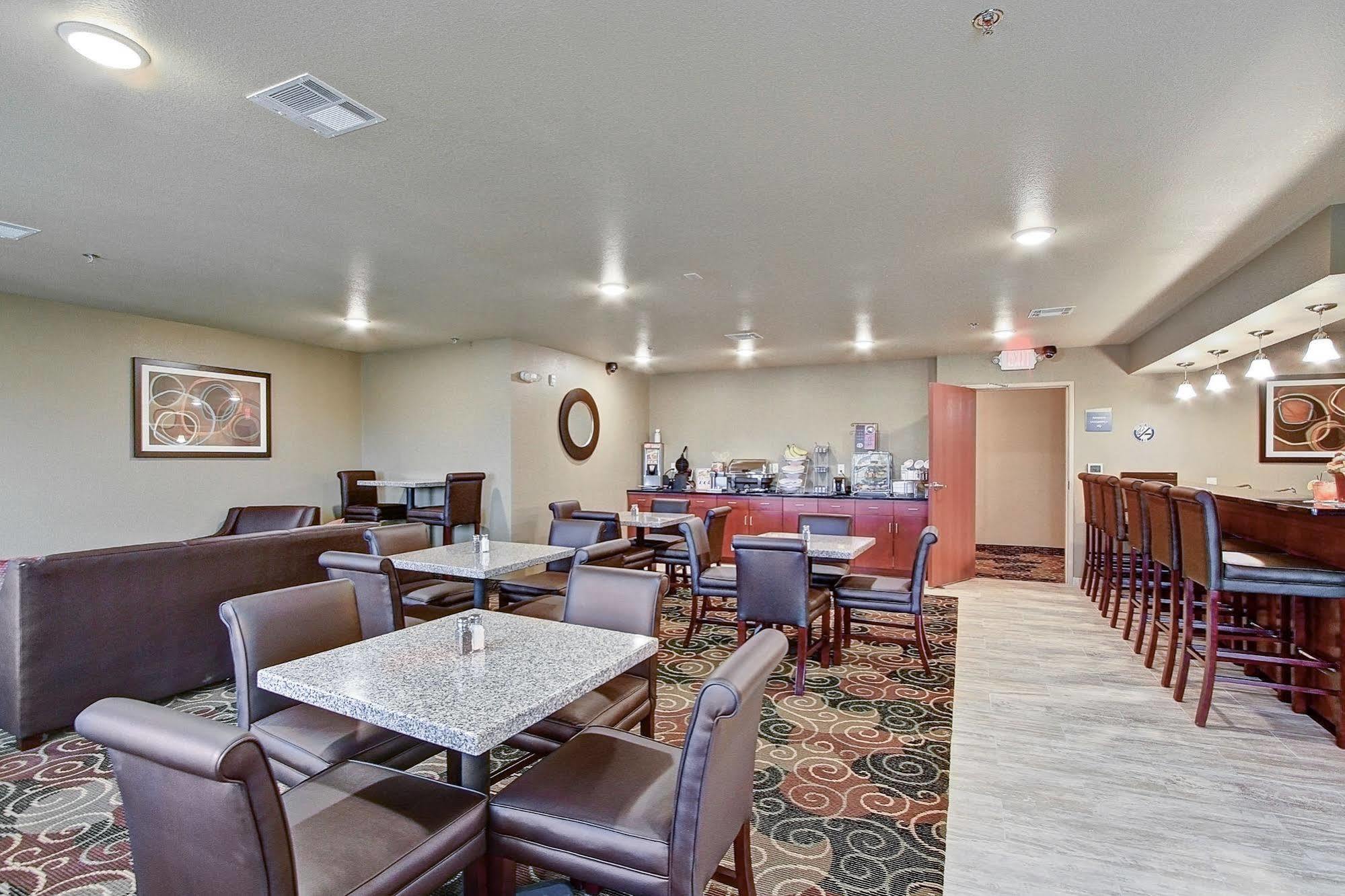 Cobblestone Hotel & Suites Pulaski/Green Bay المظهر الخارجي الصورة