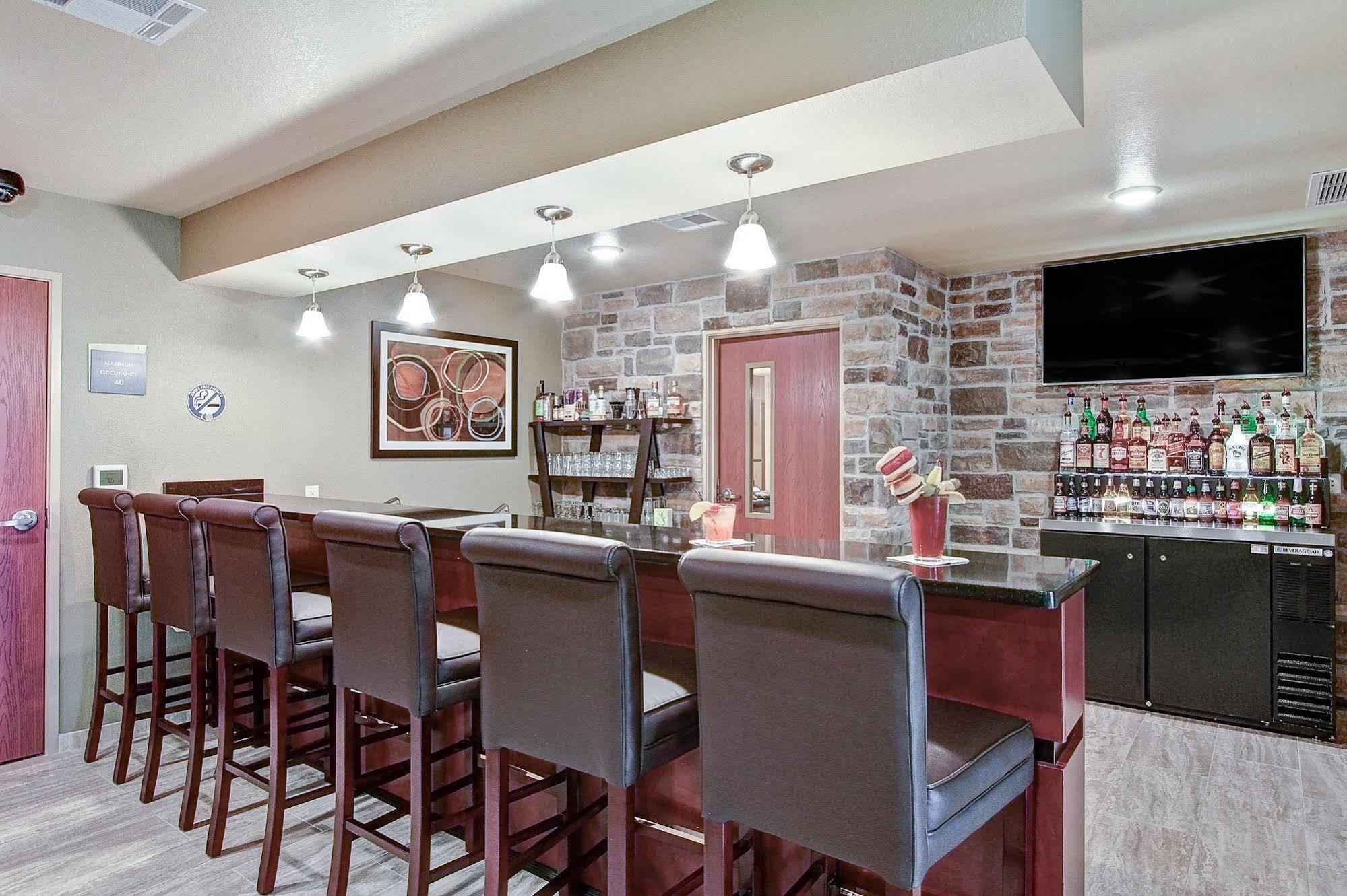 Cobblestone Hotel & Suites Pulaski/Green Bay المظهر الخارجي الصورة